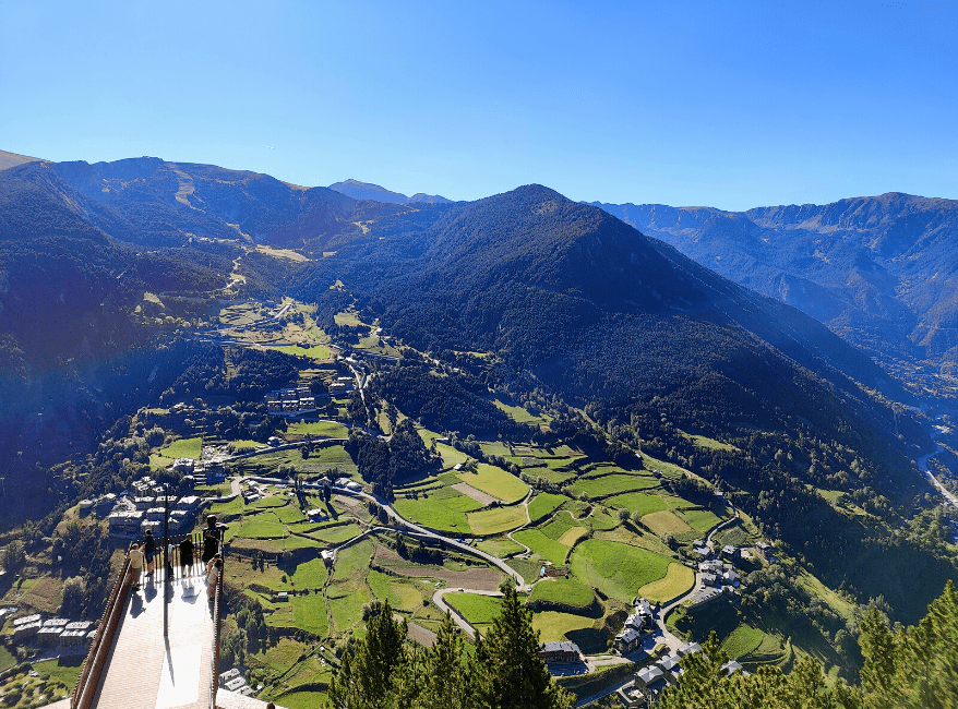 Hiken Andorra Mirador Roc del Quer