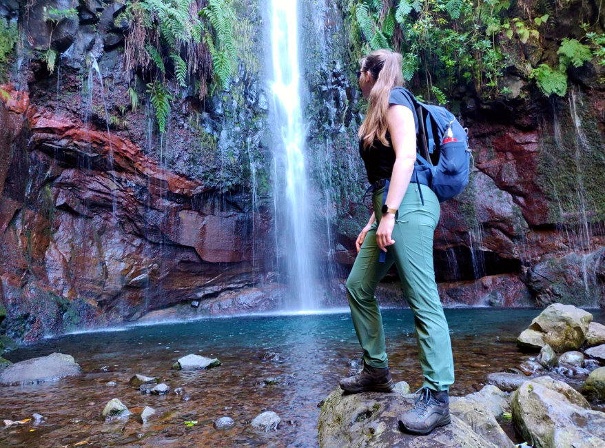 Hiken op Madeira PR6 Levada das 25 Fontes Risco